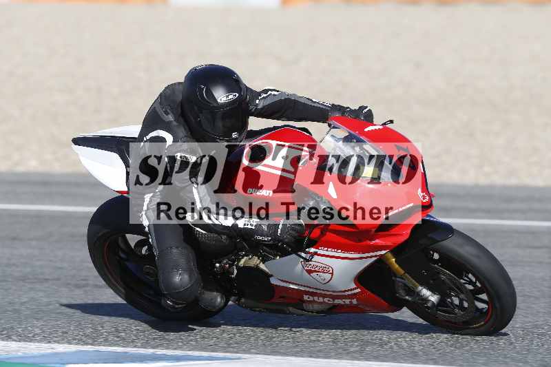 /02 28.-31.01.2025 Moto Center Thun Jerez/gruen-green/81